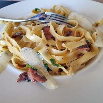 Fettuccine with Anchovy, Garlic and Lemon